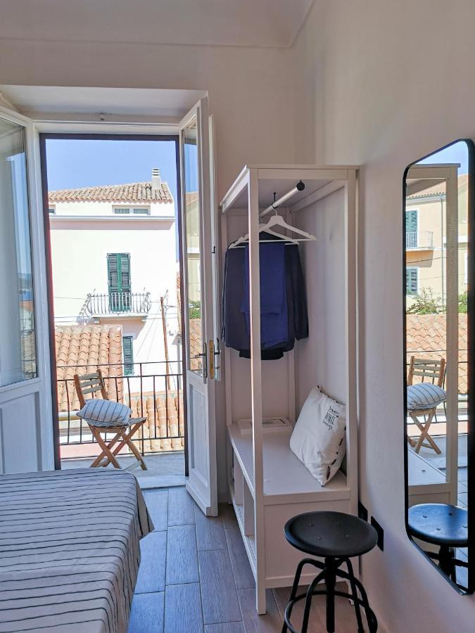L'Isola Nell'Isola - R3442 Apartamento La Maddalena  Exterior foto